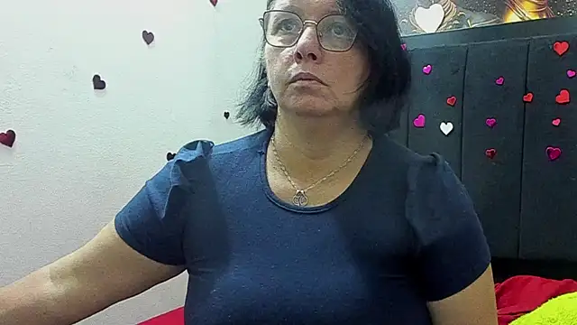 Evaaross 2345 online show from May 2026 10:55:01 AM