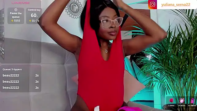 Snapshot of HellenHylls chatting on January 2026 04:28:01 AM HellenHylls online show from January 2026 04:28:01 AM