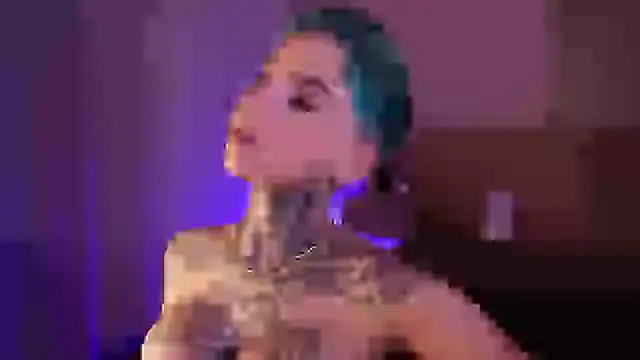 Snapshot of AliceShazaham_ chatting on January 2025 02:58:02 AM AliceShazaham online show from January 2025 02:58:02 AM