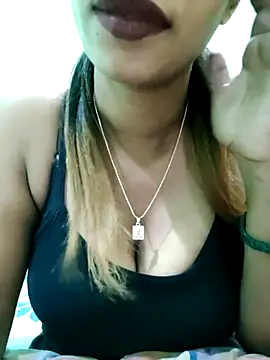 Snapshot of RUPAI009 chatting on March 2025 06:38:02 AM RUPAI009 online show from March 2025 06:38:02 AM