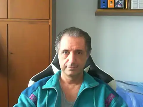 Snapshot of lliuk70mi chatting on March 2025 12:59:02 PM lliuk70mi online show from March 2025 12:59:02 PM