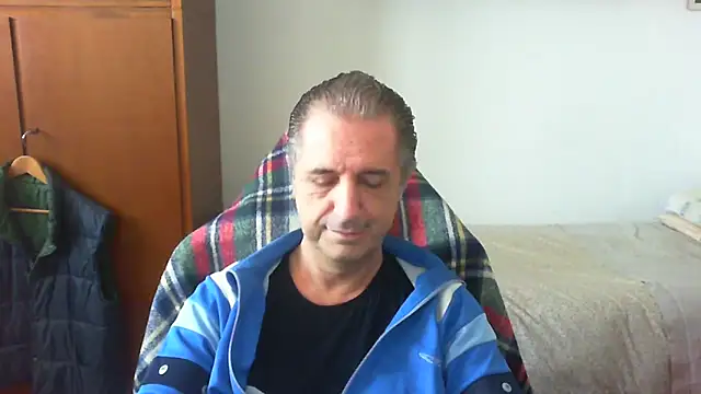 lliuk70mi online show from May 2026 01:27:02 PM
