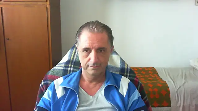 lliuk70mi online show from May 2026 12:23:02 PM