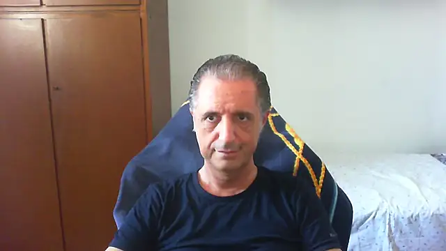 lliuk70mi online show from May 2026 10:45:01 AM