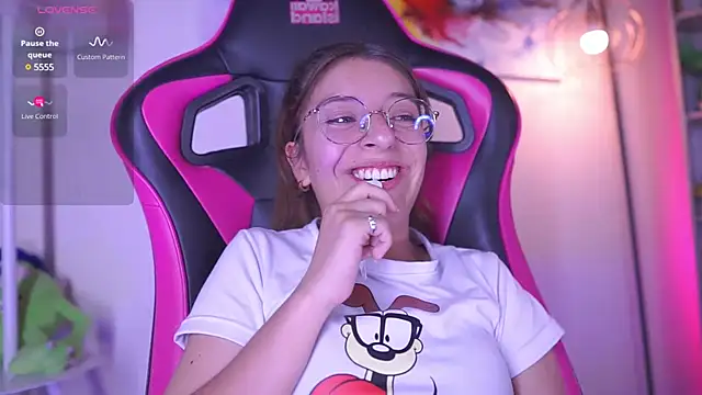 milly kenner online show from January 2025 11:05:01 PM