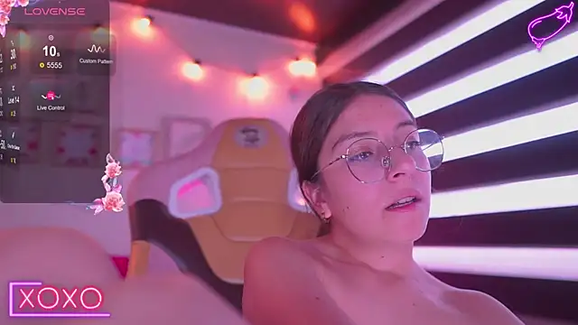 milly kenner online show from January 2025 09:19:01 PM