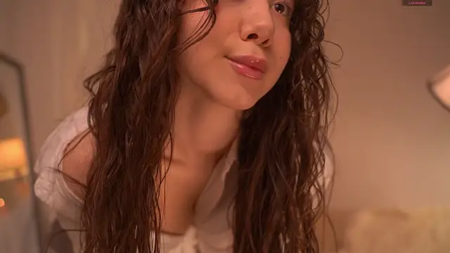 Snapshot of AudreyBarren chatting on March 2026 04:51:02 AM AudreyBarren online show from March 2026 04:51:02 AM