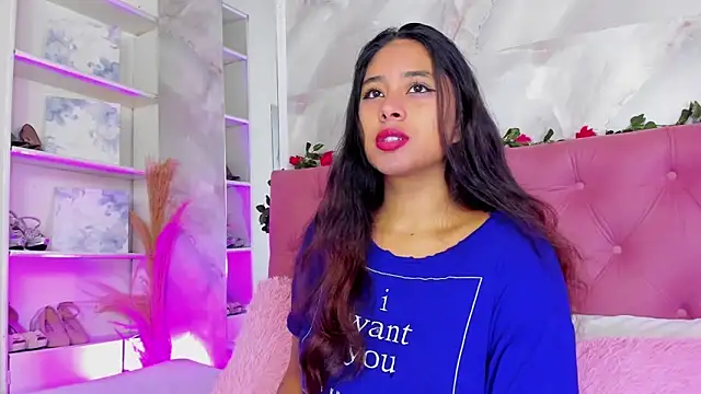 AnnaQueen  online show from October 2025 04:25:02 PM