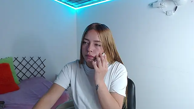 karla charloby online show from September 2025 01:14:02 PM