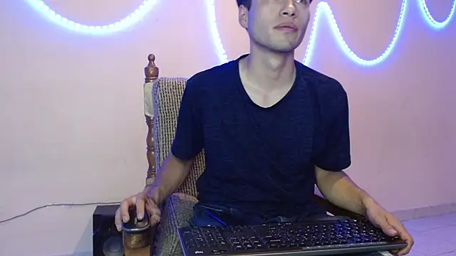 nolanjay  online show from March 2025 08:42:02 PM