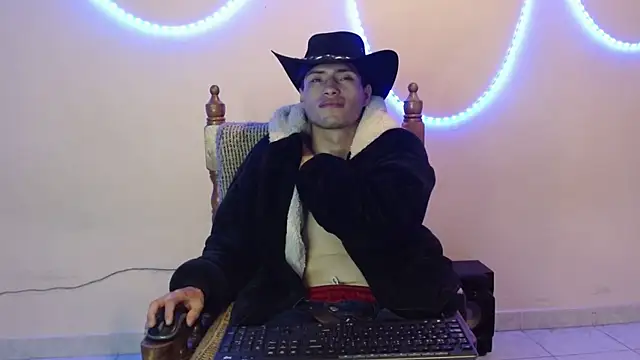 nolanjay  online show from March 2025 11:48:01 PM