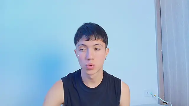 Snapshot of Justyn_Ross chatting on September 2025 09:27:01 PM Justyn Ross online show from September 2025 09:27:01 PM