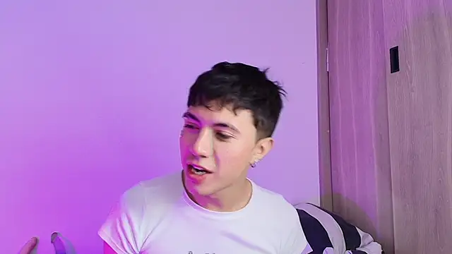 Snapshot of Justyn_Ross chatting on September 2025 02:59:02 AM Justyn Ross online show from September 2025 02:59:02 AM