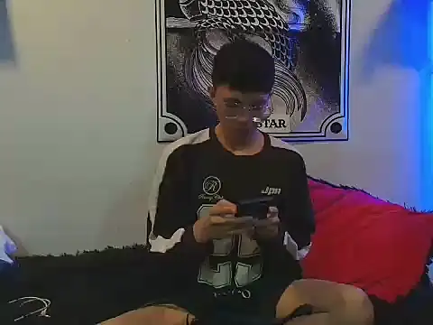 Justyn Ross online show from November 2025 12:02:01 AM