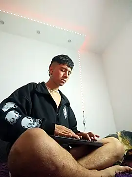 Justyn Ross online show from April 2026 07:41:01 AM