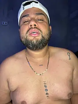 Snapshot of GABRIELGARCIA1313 chatting on December 2024 01:54:01 AM GABRIELGARCIA1313 online show from December 2024 01:54:01 AM