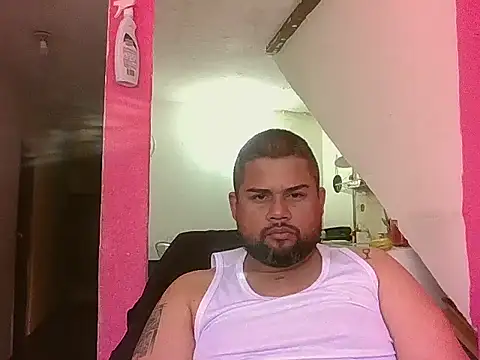 Snapshot of GABRIELGARCIA1313 chatting on January 2026 12:54:01 PM GABRIELGARCIA1313 online show from January 2026 12:54:01 PM