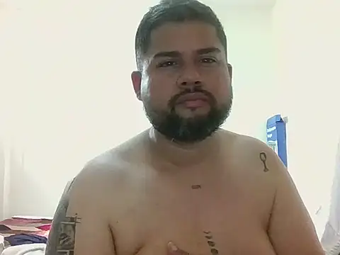 Snapshot of GABRIELGARCIA1313 chatting on February 2026 06:48:01 PM GABRIELGARCIA1313 online show from February 2026 06:48:01 PM