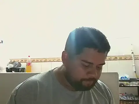 Snapshot of GABRIELGARCIA1313 chatting on February 2026 11:44:01 PM GABRIELGARCIA1313 online show from February 2026 11:44:01 PM