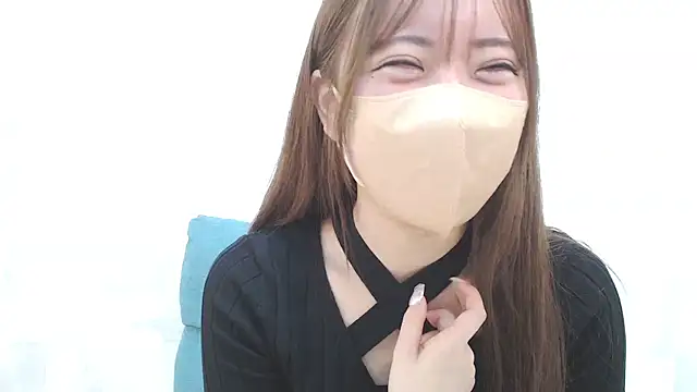 Snapshot of LOVE_MOMO_LOVE chatting on December 2024 11:50:02 AM LOVE MOMO LOVE online show from December 2024 11:50:02 AM