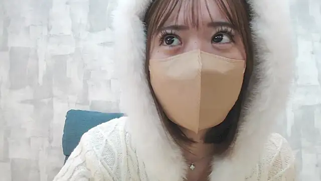 Snapshot of LOVE_MOMO_LOVE chatting on January 2025 11:28:02 AM LOVE MOMO LOVE online show from January 2025 11:28:02 AM