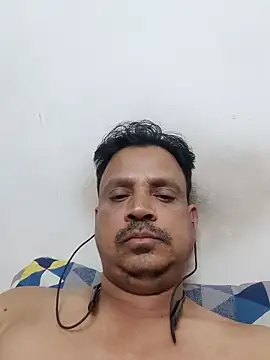 Raj1043 online show from February 2025 06:38:01 PM