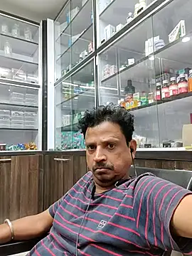 Snapshot of Raj1043 chatting on April 2026 03:09:01 PM Raj1043 online show from April 2026 03:09:01 PM