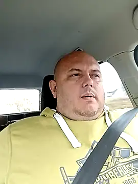 Snapshot of BigromeoXX chatting on November 2025 10:54:02 AM BigromeoXX online show from November 2025 10:54:02 AM