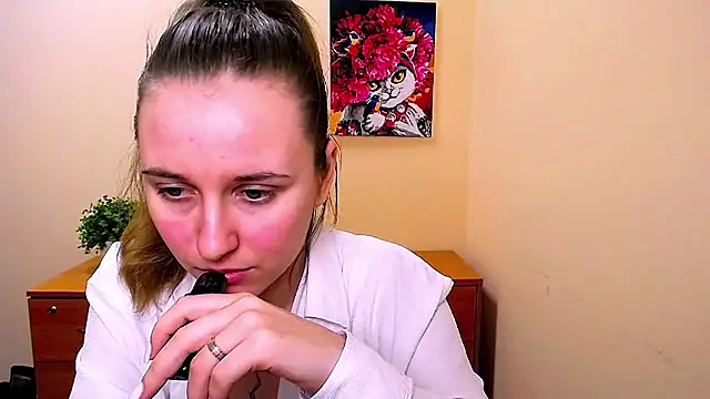  Nicole new online show from February 2025 01:07:01 PM