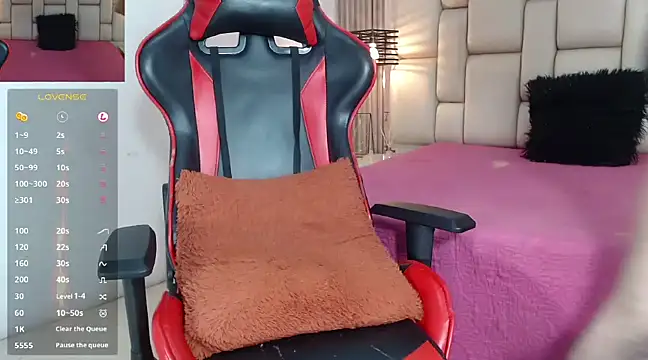 Snapshot of MurdockH chatting on December 2024 04:09:01 AM MurdockH online show from December 2024 04:09:01 AM