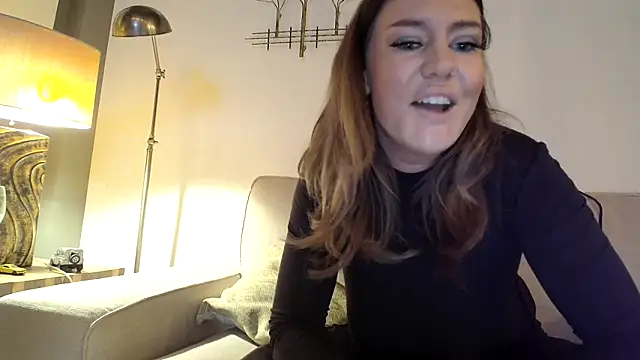 Snapshot of Nina24 chatting on March 2025 08:54:01 PM Nina24 online show from March 2025 08:54:01 PM