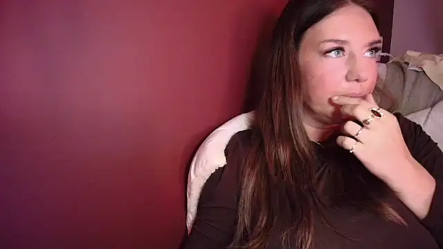 Snapshot of Nina24 chatting on September 2025 07:49:01 PM Nina24 online show from September 2025 07:49:01 PM