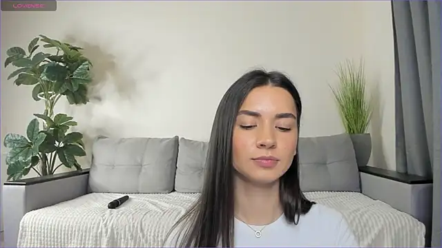 NicoleLuv online show from January 2025 04:07:01 PM