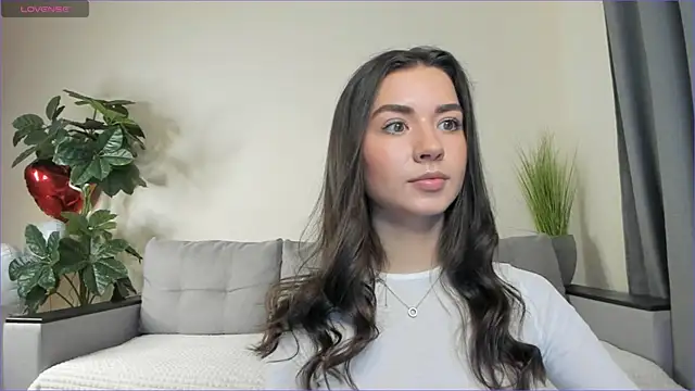 NicoleLuv online show from March 2025 01:09:01 PM