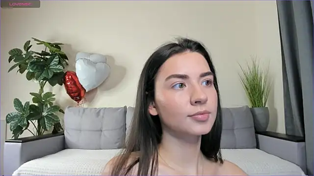 NicoleLuv online show from March 2025 01:07:02 PM