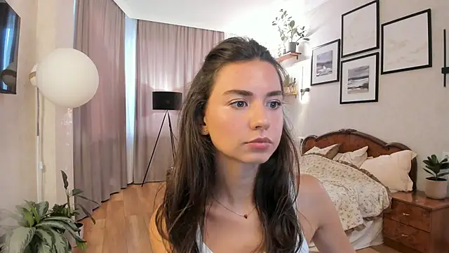 NicoleLuv online show from July 2026 05:22:01 PM