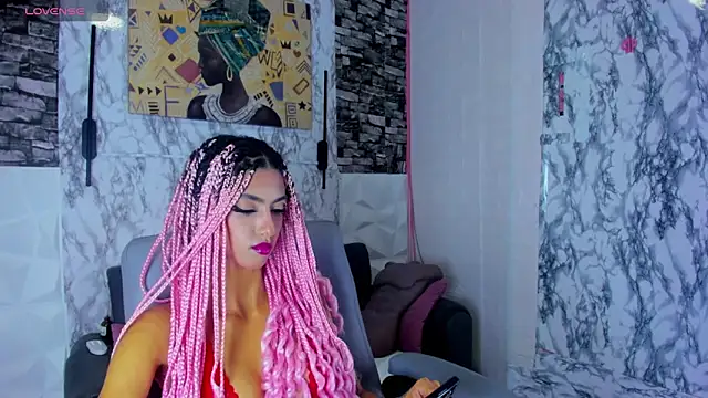 Queen Cuarxxo online show from May 2026 08:37:01 PM