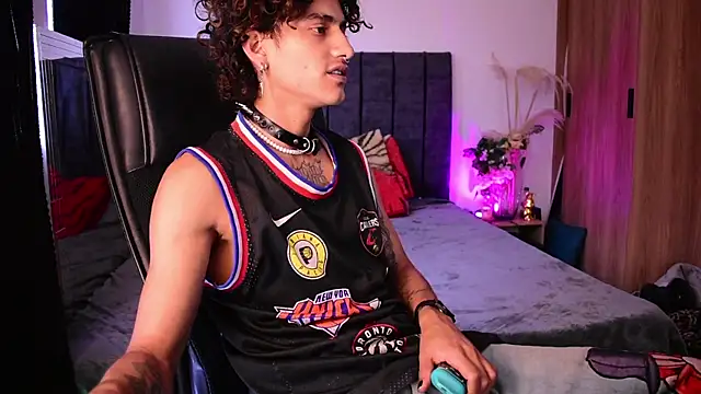 DemonKush-- online show from May 2026 10:06:01 PM