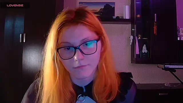 Snapshot of little_witch_sofia chatting on March 2025 07:27:02 PM little witch sofia online show from March 2025 07:27:02 PM