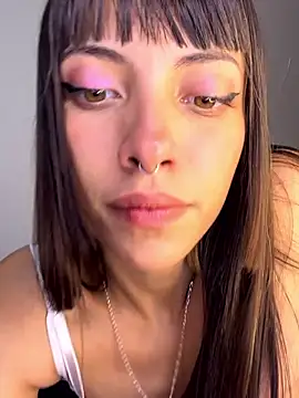 MiaGoth  online show from May 2026 09:22:02 PM