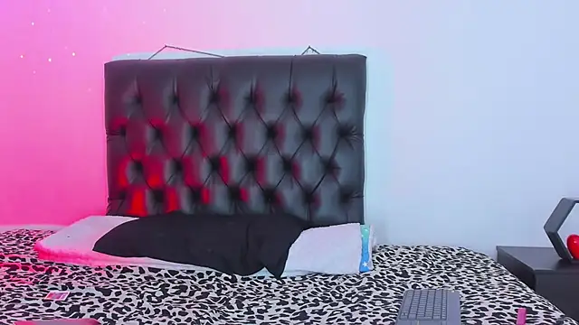 Snapshot of seline_wolff chatting on January 2025 03:46:01 AM seline wolff online show from January 2025 03:46:01 AM