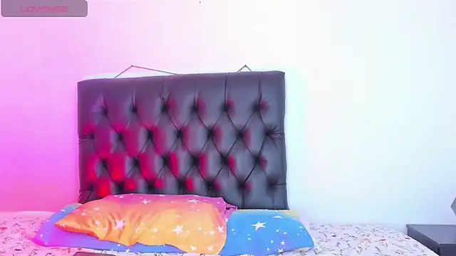 Snapshot of seline_wolff chatting on January 2025 03:20:01 AM seline wolff online show from January 2025 03:20:01 AM