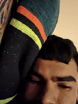 yourboy2000   online show from January 2026 01:31:02 AM