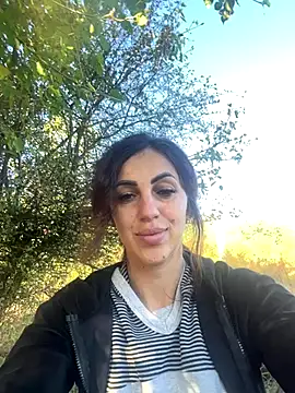 EmaSkyes online show from September 2025 05:30:01 AM