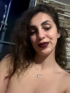 EmaSkyes online show from October 2025 07:38:02 PM