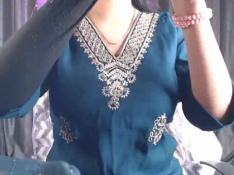 Sexy Myra18 online show from February 2025 12:57:02 PM