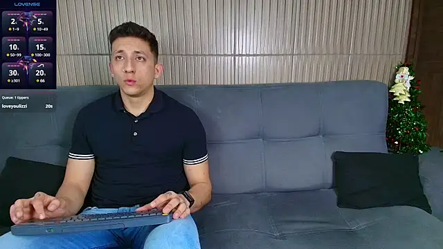 Maykol Victoriasr online show from December 2024 07:42:01 AM