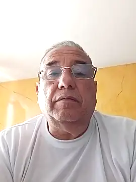 MATTHEW MRANDA online show from May 2026 04:11:02 PM