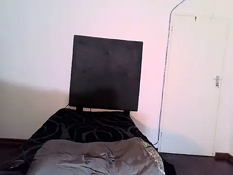 ReginaStar16 online show from January 2025 06:33:02 PM