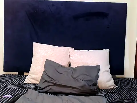 ReginaStar16 online show from May 2026 01:52:02 PM